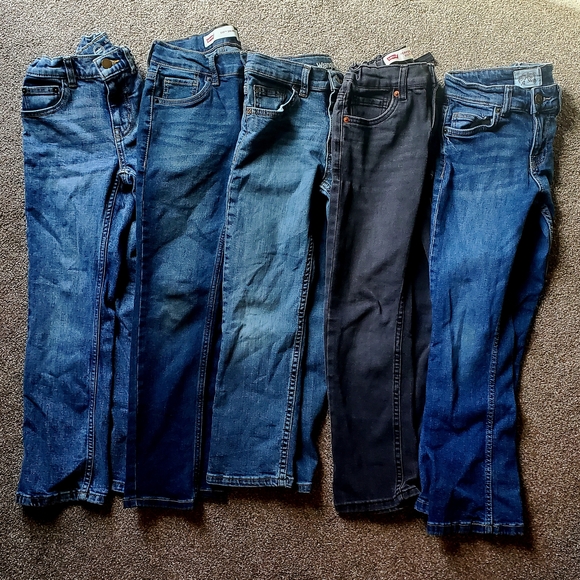 Assorted Blue Jeans Collection - Picture 2 of 2